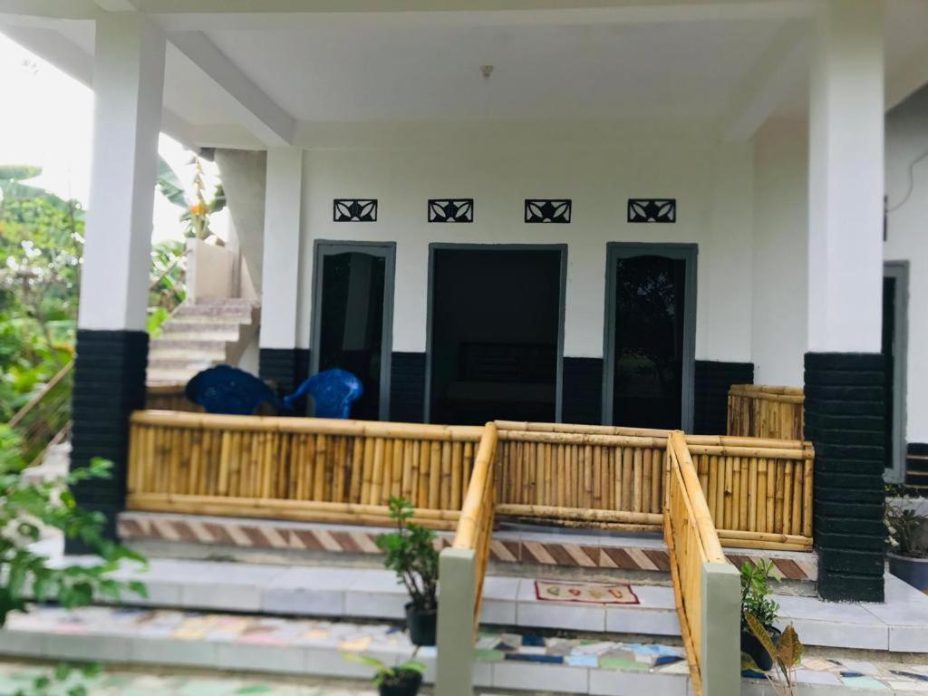 Tiara Homestay Plambi Kültér fotó